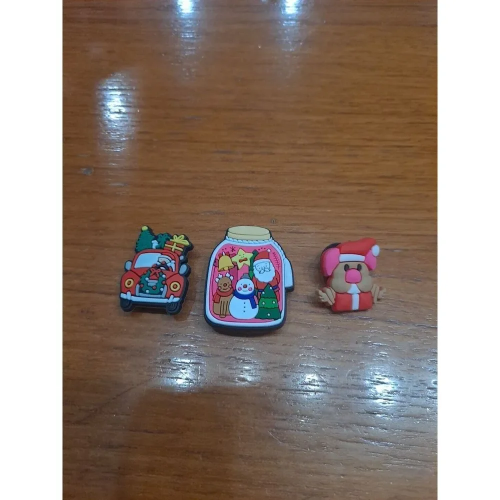 Lot Of 3 Christmas Holiday Themed Croc Charm Jibz Yruck Reindeer Santa‎ Jar